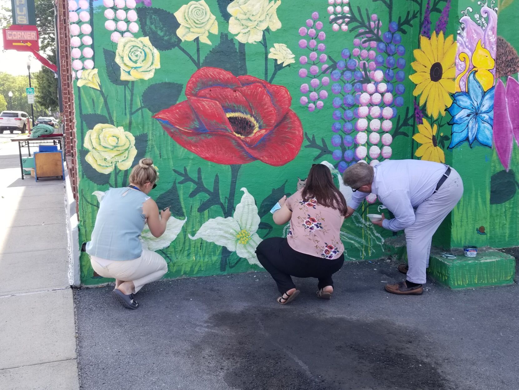 Scenes from the North Country: Cat's Meow Thrift Shoppe mural